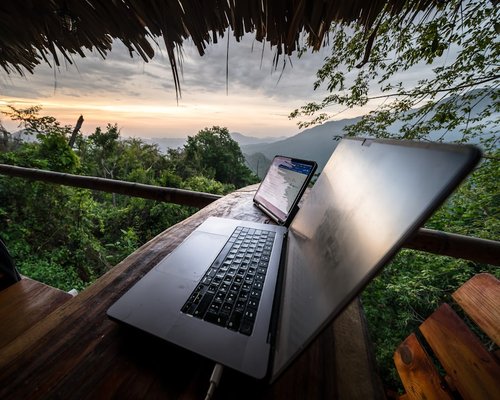 Natural daylight illuminating Colombian workspace environment